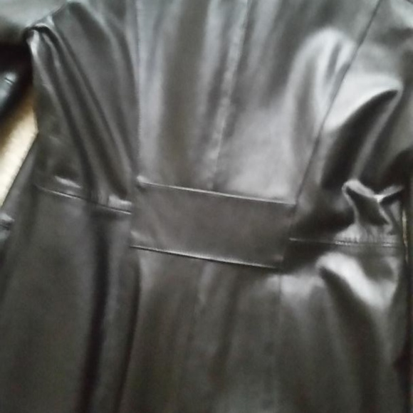 Wilsons Black Leather Trench Coat - Picture 4 of 7